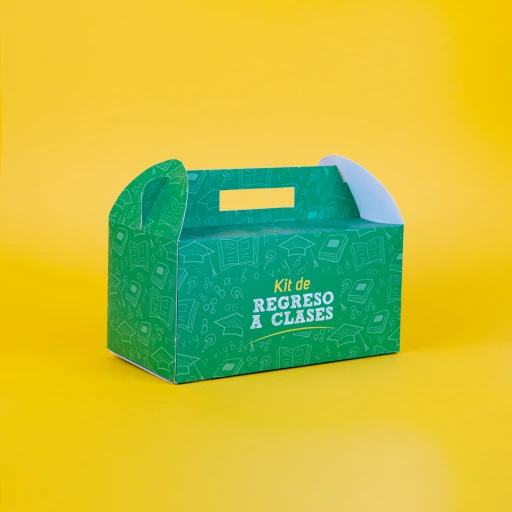 Lunchbox personalizado sobre fondo amarillo